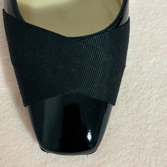 STUART WEITZMAN WOMEN'S BLACK PATENT LEATHER 3 1/4 IN. HIGH HEELS SIZE 8 1/2 - Picture 2 of 5